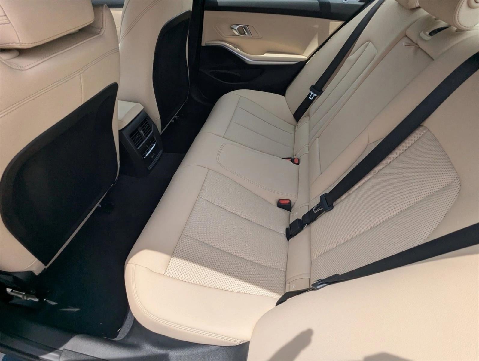 2026 BMW 330i Sedan