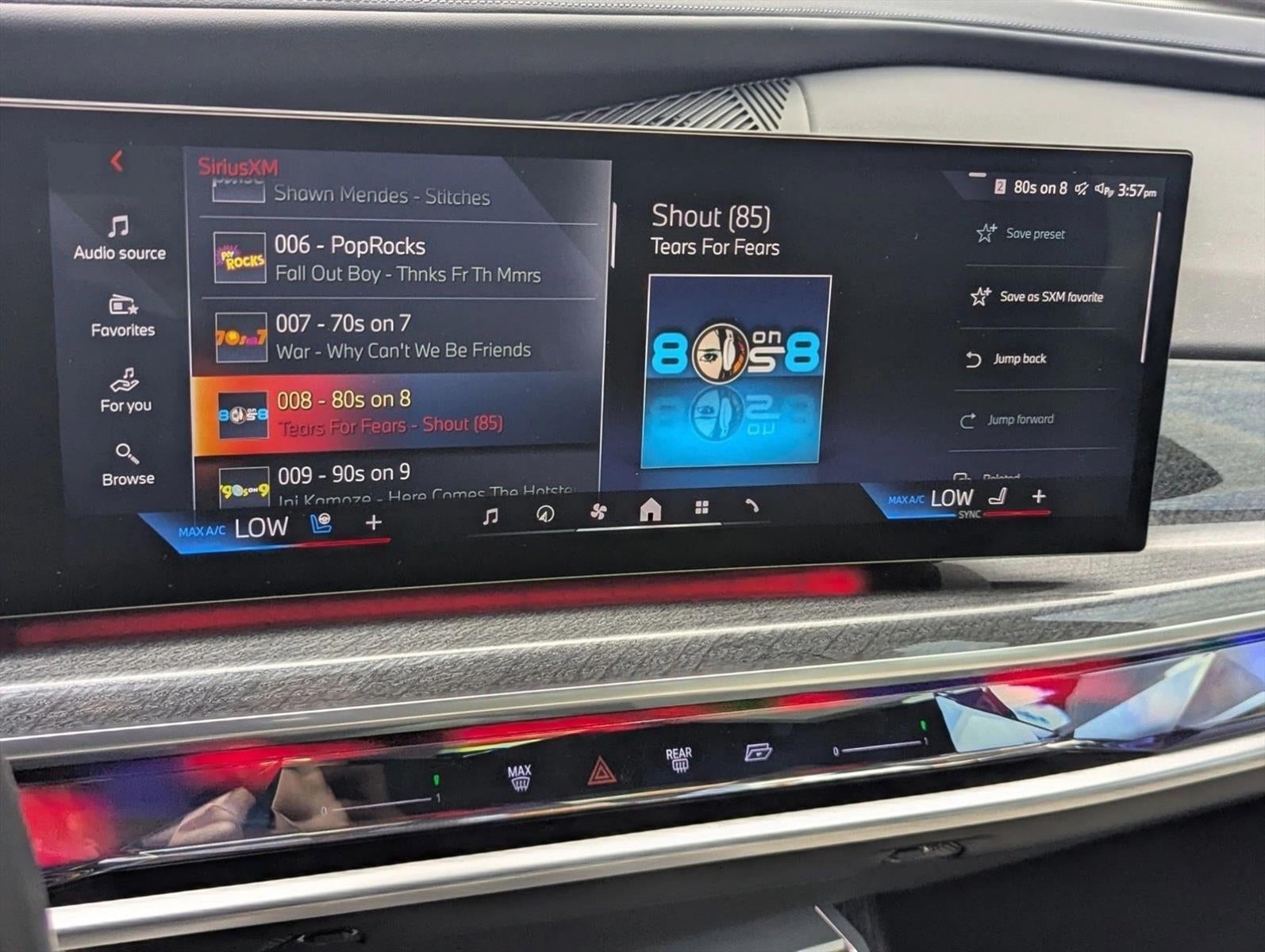 2024 BMW 760i xDrive Sedan