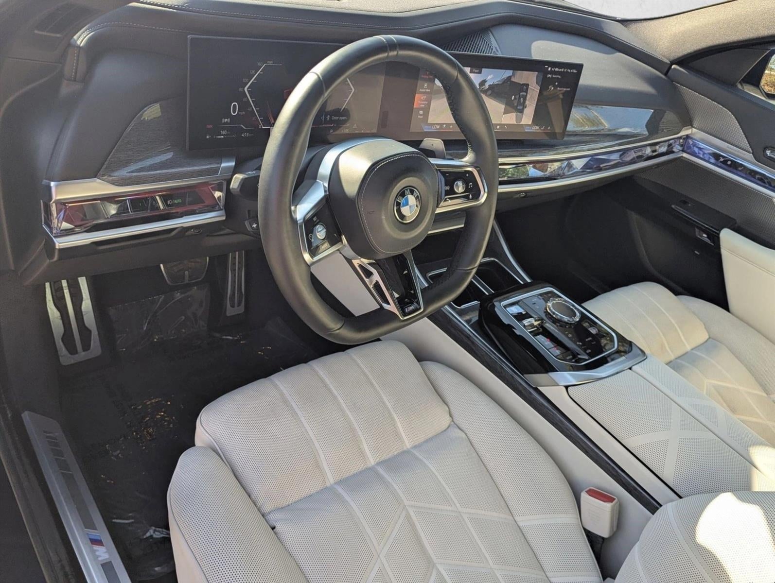 2023 BMW 760i xDrive Sedan