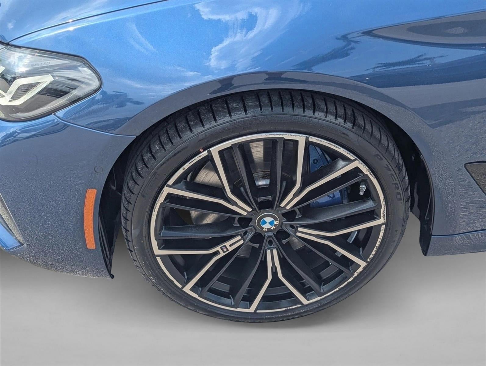 2023 BMW 540i Sedan