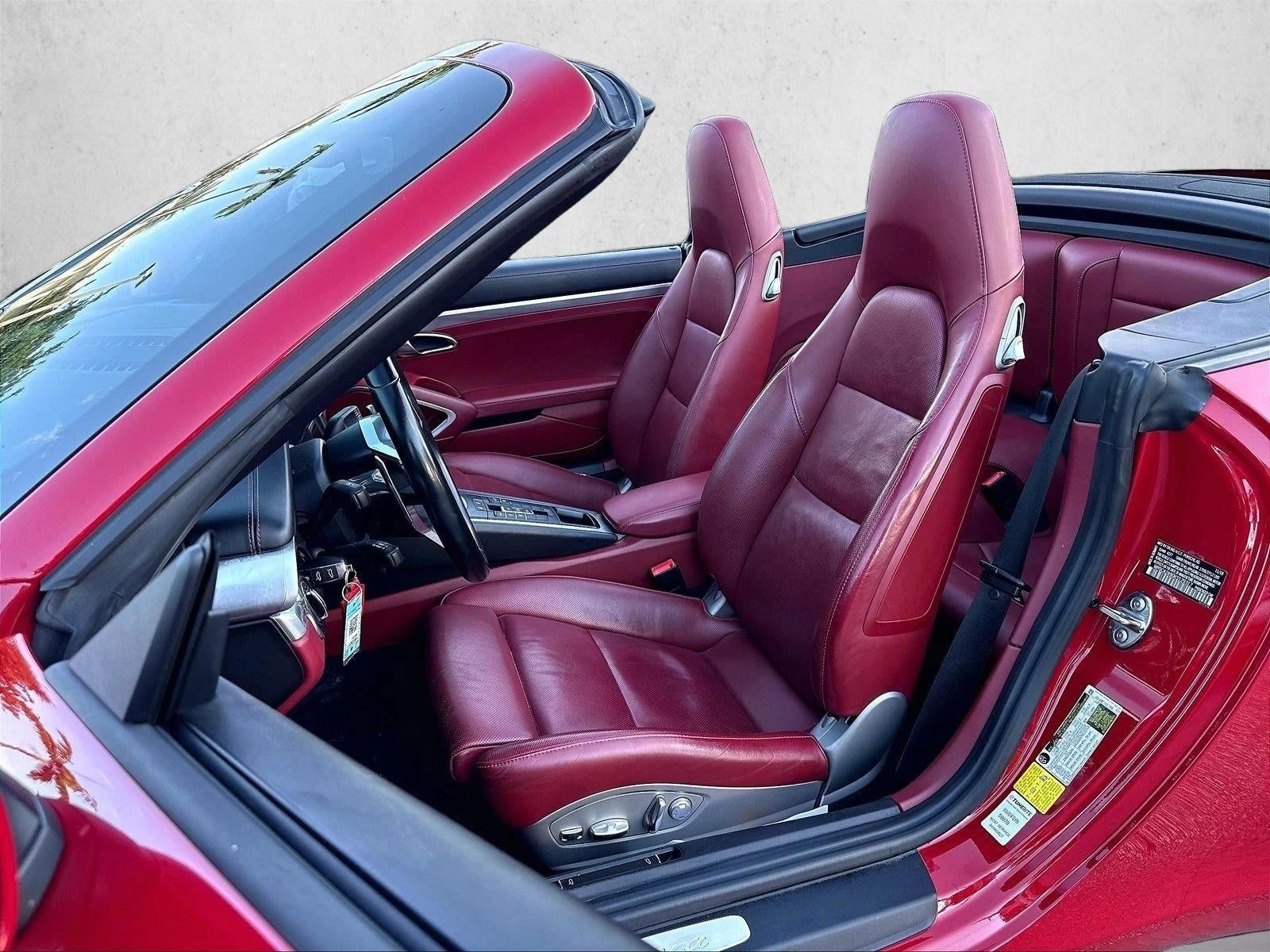 2019 Porsche 911 Carrera Cabriolet