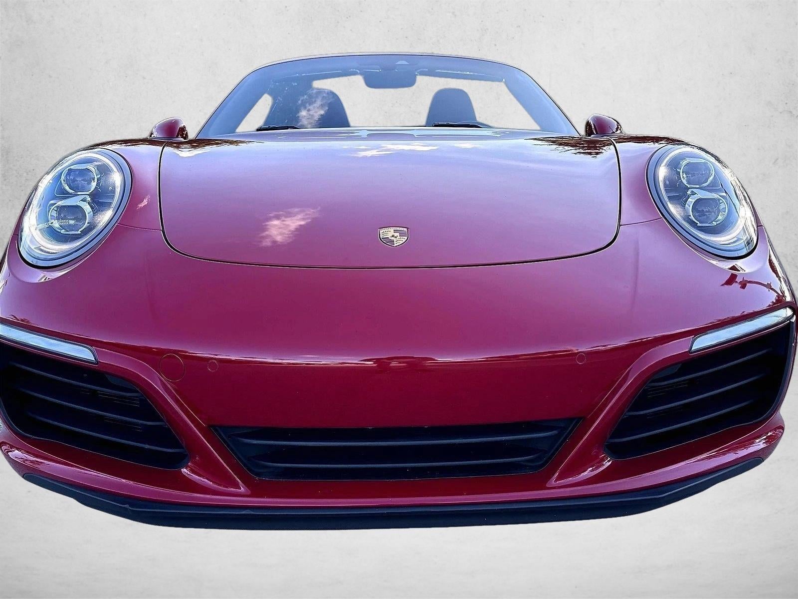 2019 Porsche 911 Carrera Cabriolet