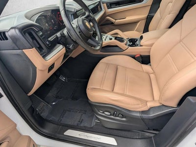 2024 Porsche Cayenne AWD