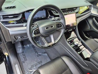 2023 Jeep Grand Cherokee Overland 4x4