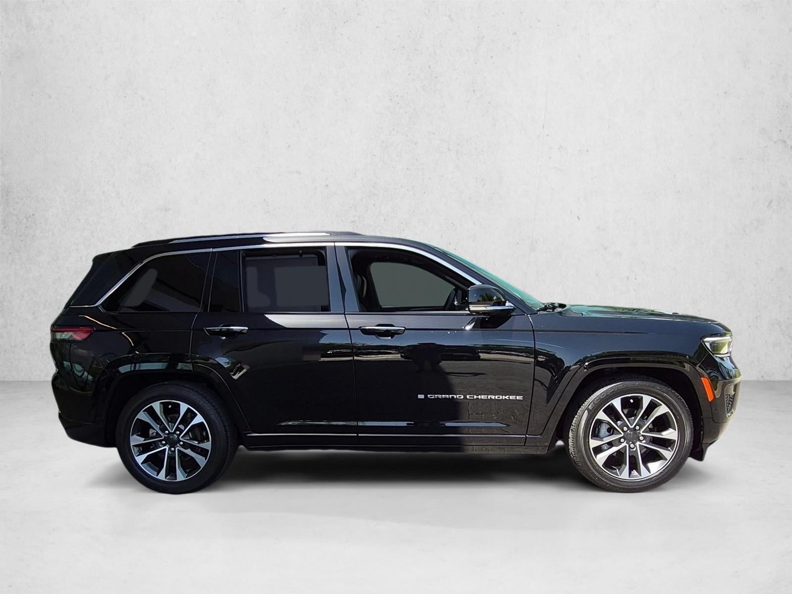 2023 Jeep Grand Cherokee Overland 4x4