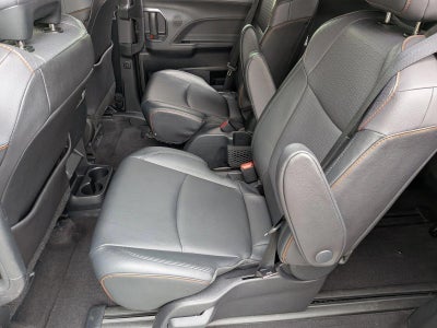 2022 Toyota Sienna XSE FWD 7-Passenger (Natl)