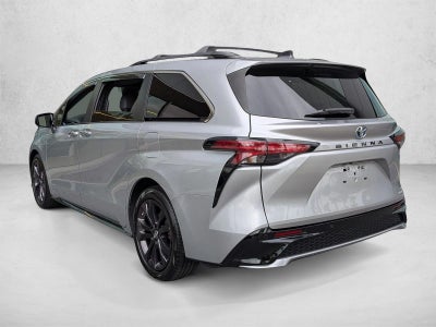 2022 Toyota Sienna XSE FWD 7-Passenger (Natl)