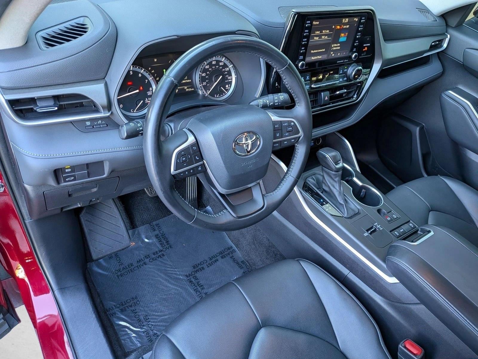 2022 Toyota Highlander XLE FWD (Natl)