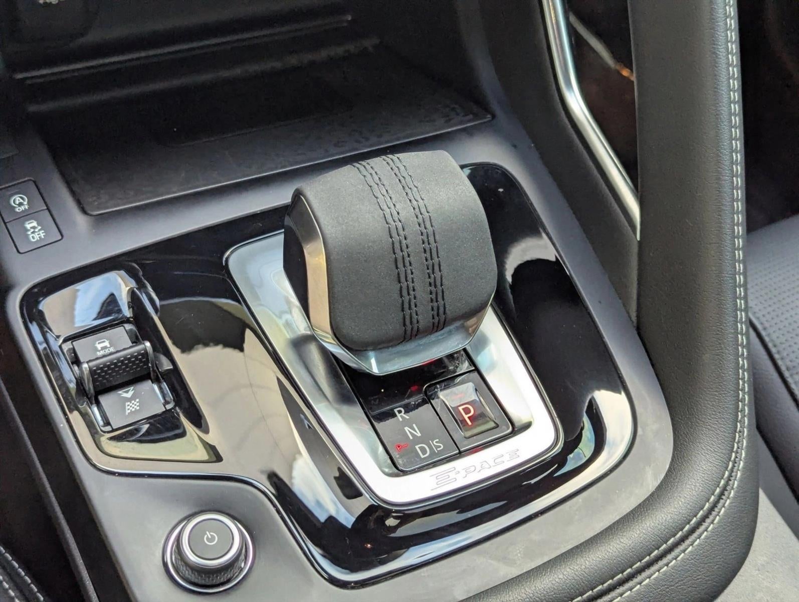 2024 Jaguar E-PACE R-Dynamic SE P250 AWD