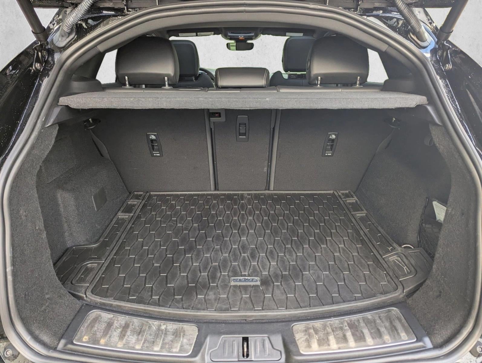 2024 Jaguar E-PACE R-Dynamic SE P250 AWD