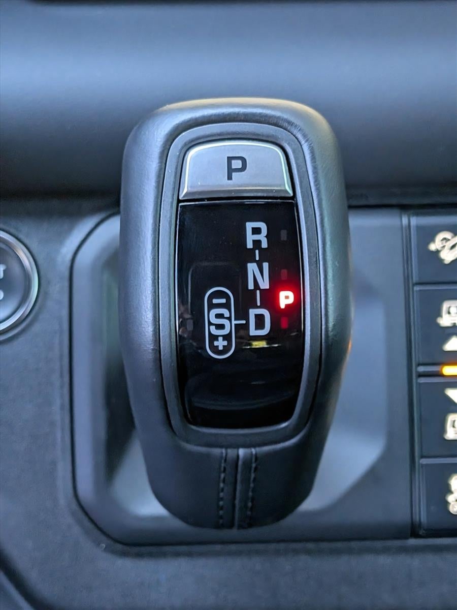 2023 Land Rover Defender 90 X-Dynamic SE AWD