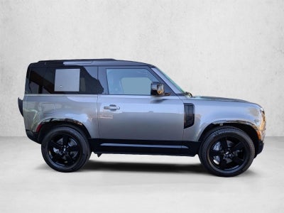 2023 Land Rover Defender 90 X-Dynamic SE AWD