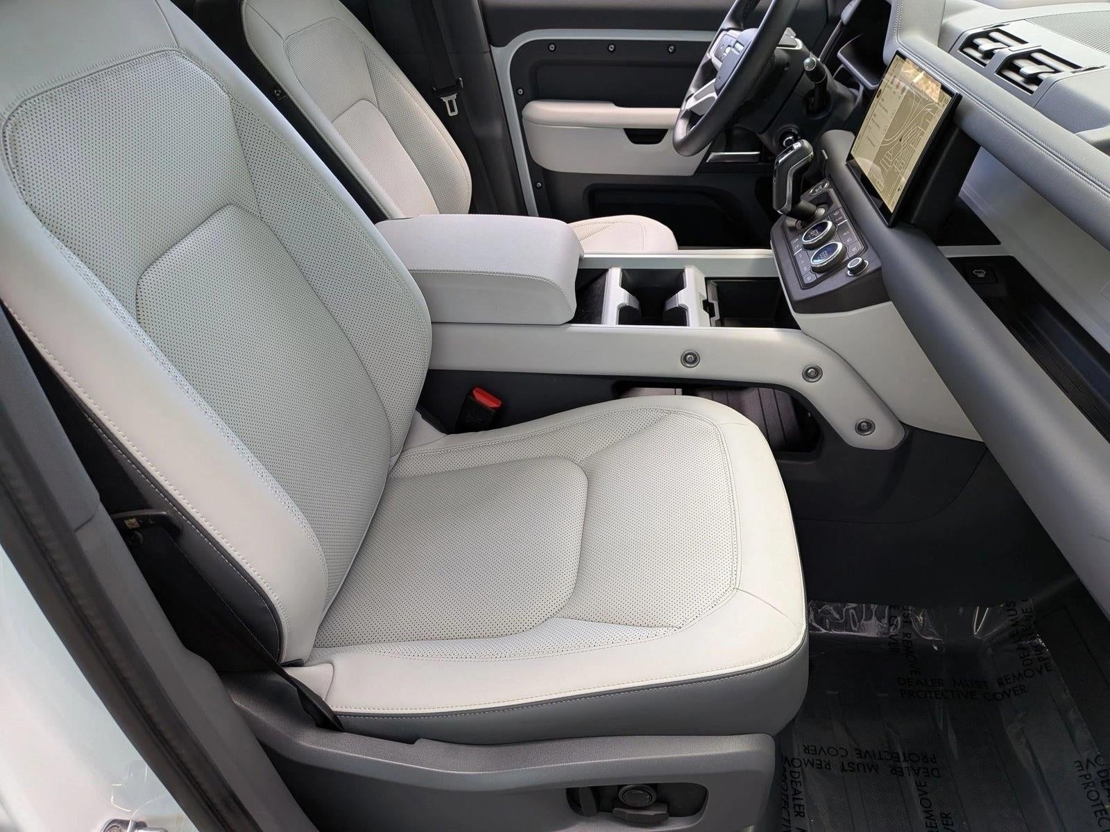 2025 Land Rover Defender 110 P400 X-Dynamic SE