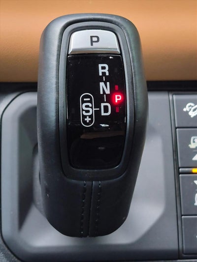 2024 Land Rover Defender 110 P400 X-Dynamic SE