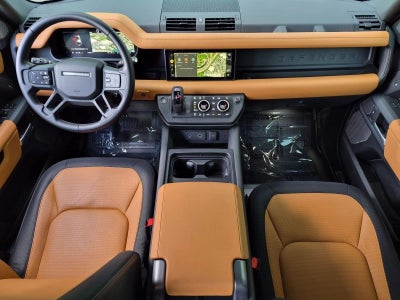 2024 Land Rover Defender 110 P400 X-Dynamic SE