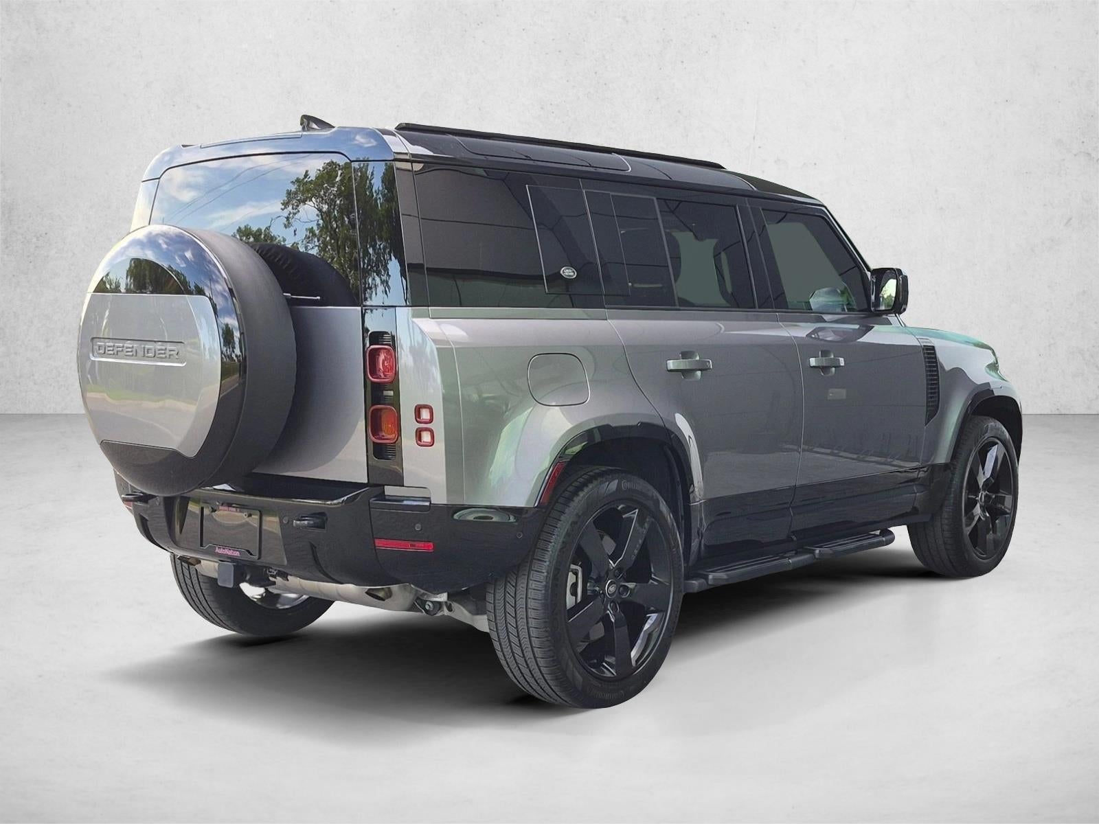 2024 Land Rover Defender 110 P400 X-Dynamic SE