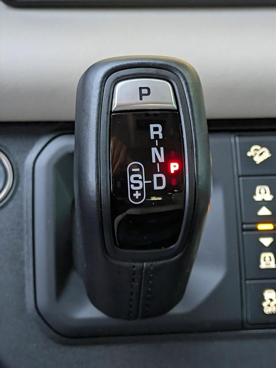 2024 Land Rover Defender 110 P400 S