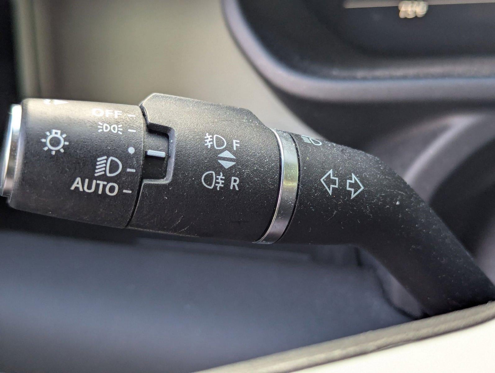 2024 Land Rover Defender 110 P300 S