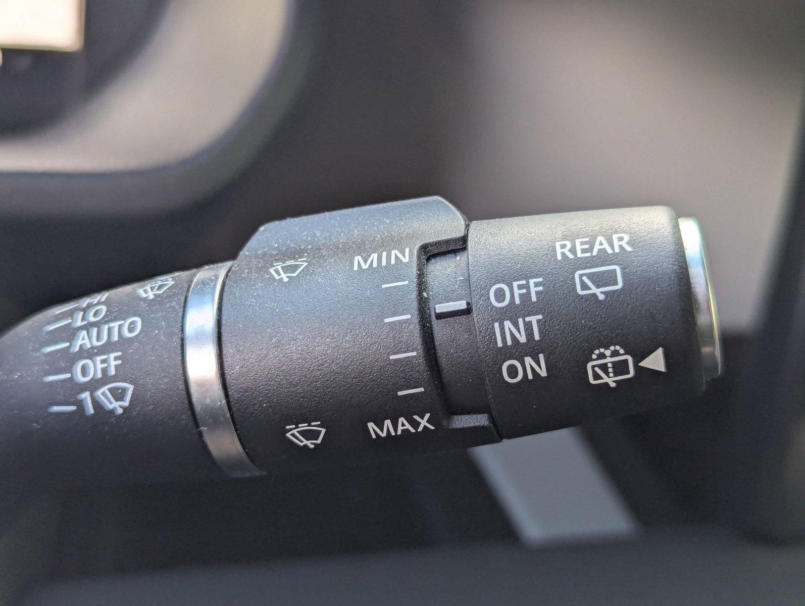 2024 Land Rover Defender 110 P300 S