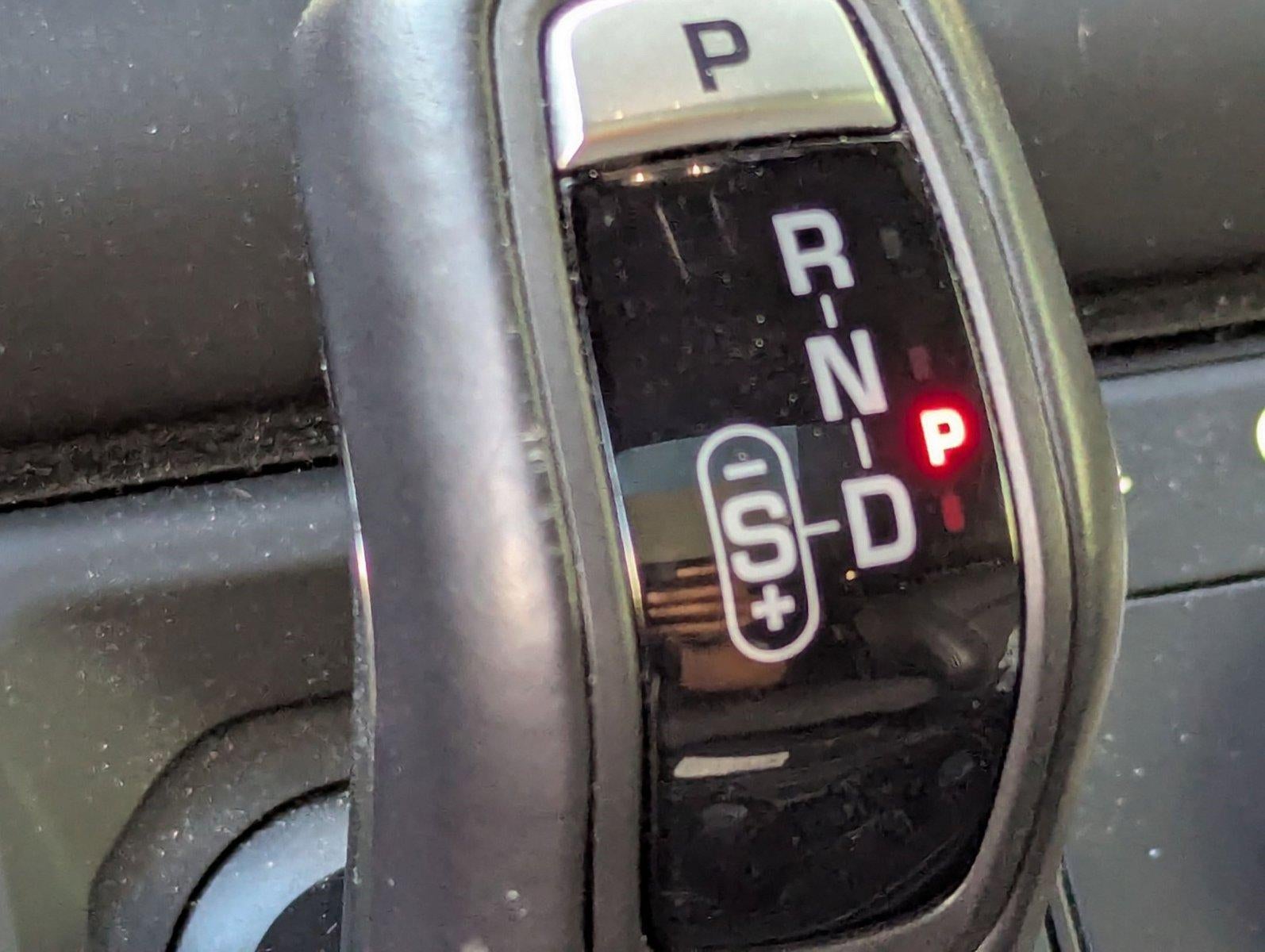 2024 Land Rover Defender 110 P300 S