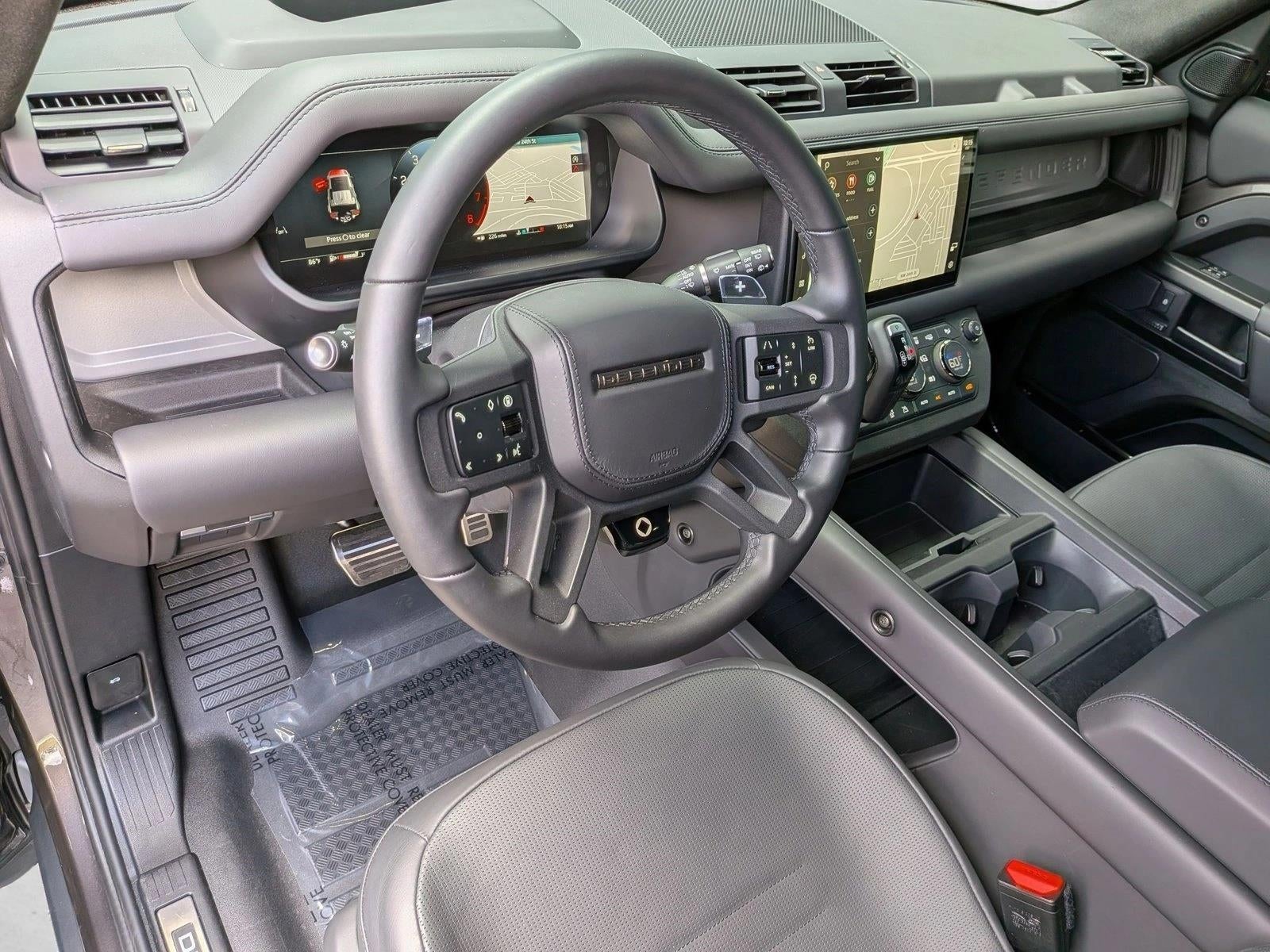 2025 Land Rover Defender 110 P635 OCTA