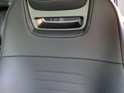 2025 Land Rover Defender 110 P635 OCTA