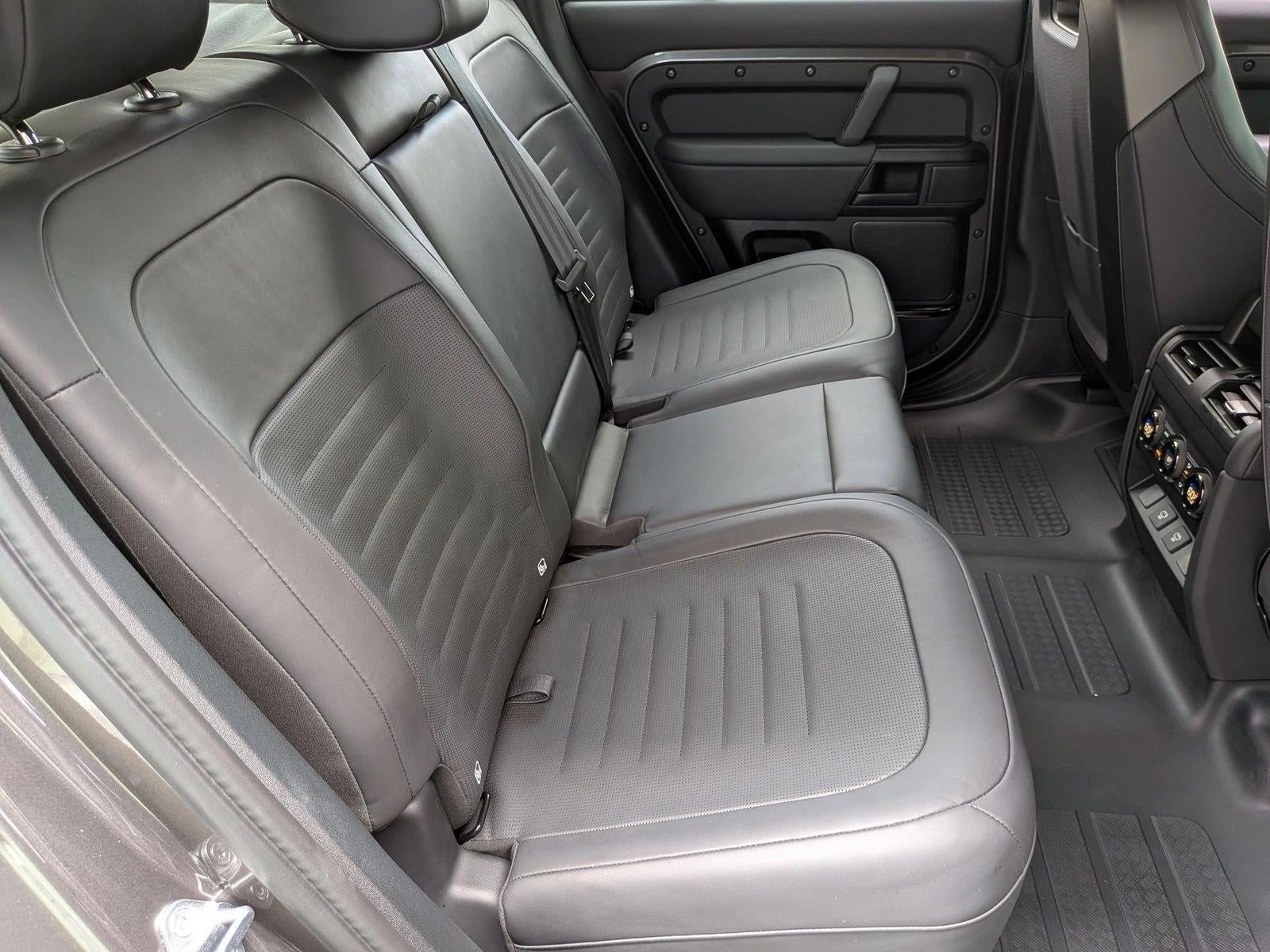 2025 Land Rover Defender 110 P635 OCTA