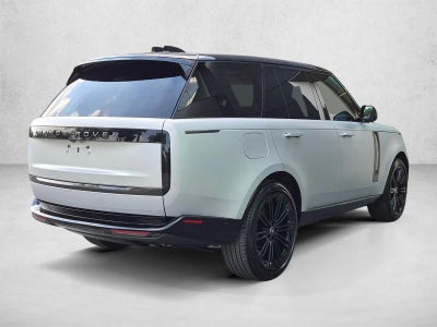 2025 Land Rover Range Rover P530 SE SWB