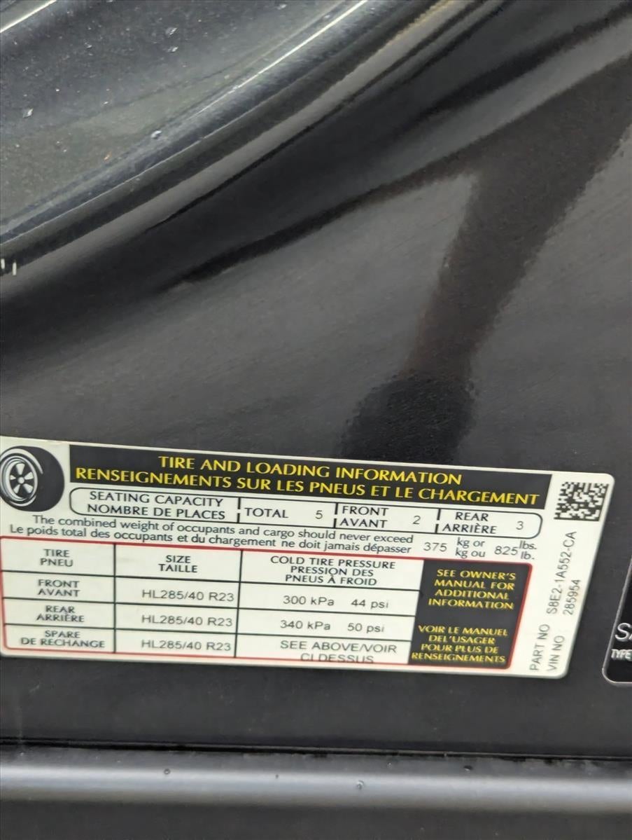 2025 Land Rover Range Rover P530 SE SWB