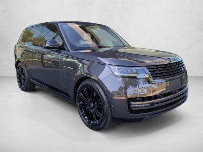 2025 Land Rover Range Rover P530 SE SWB