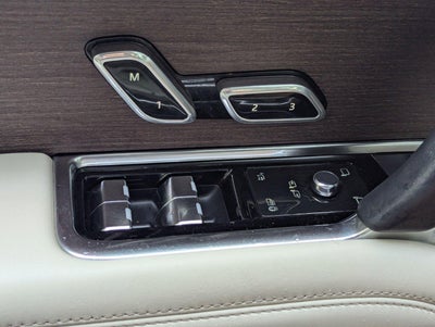 2025 Land Rover Range Rover P530 SE SWB