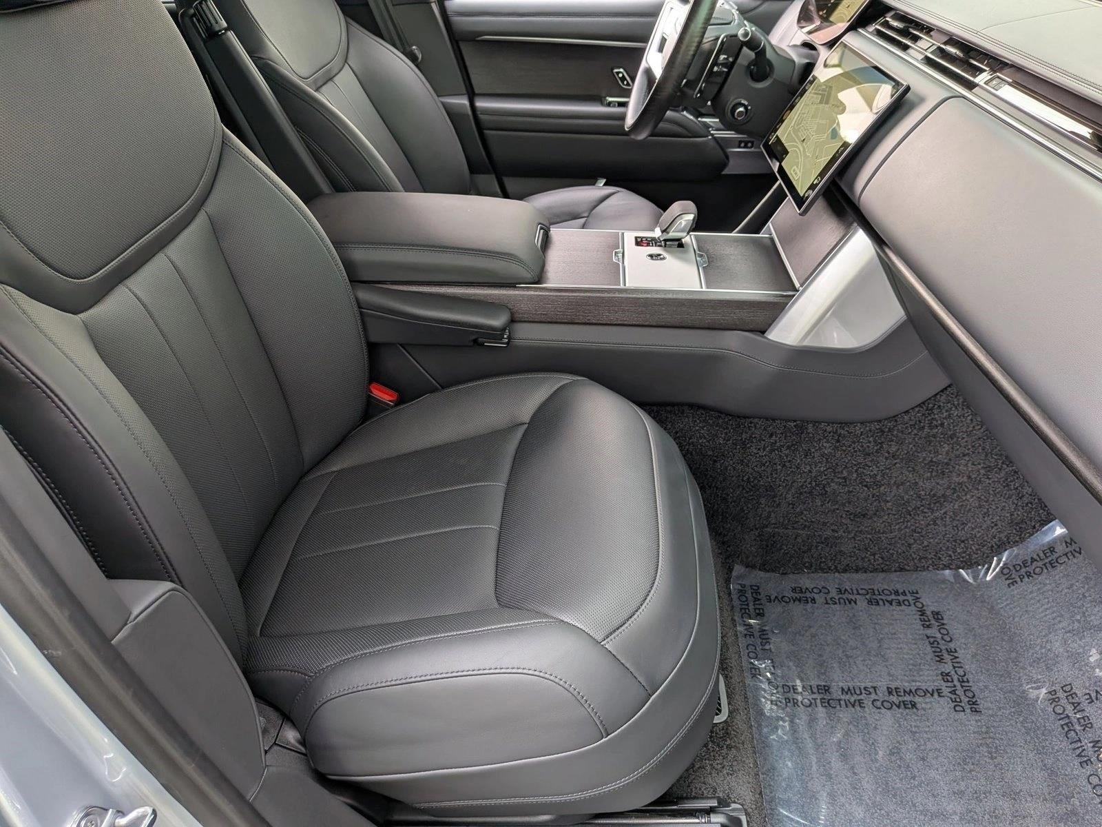 2025 Land Rover Range Rover P530 SE SWB