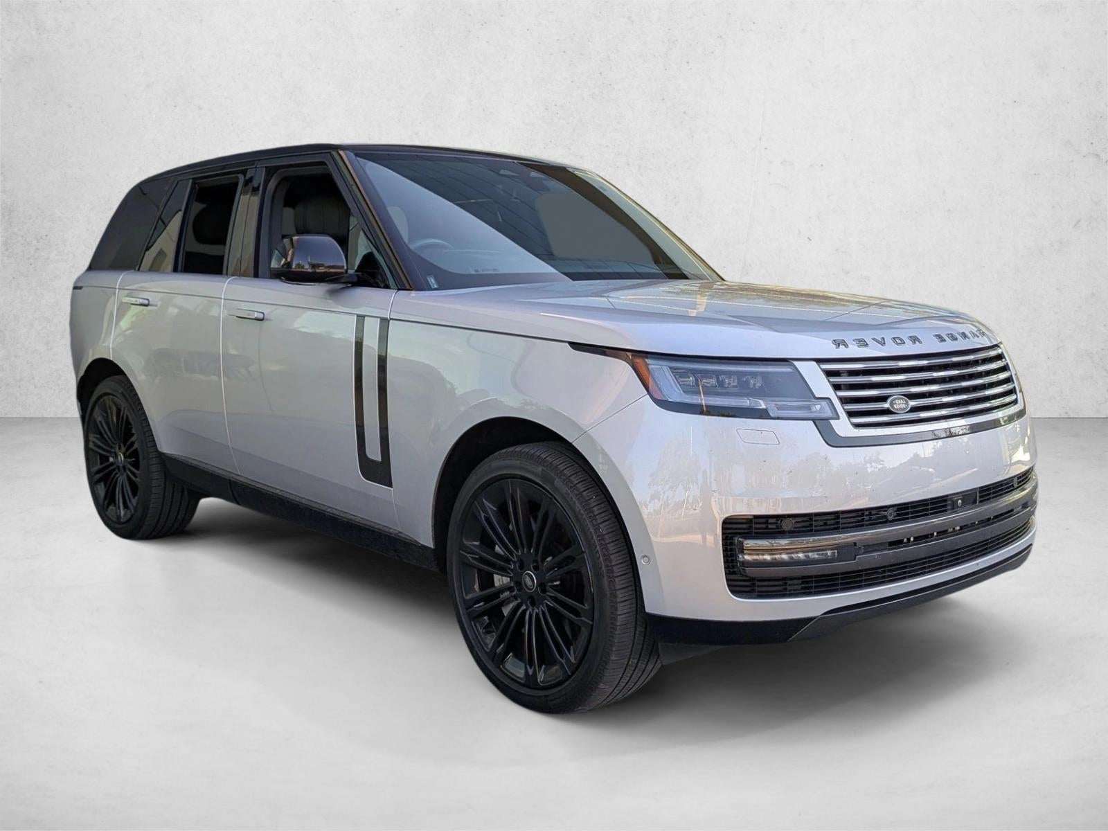 2025 Land Rover Range Rover P530 SE SWB