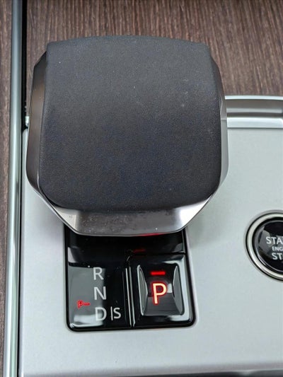 2024 Land Rover Range Rover P530 SE SWB