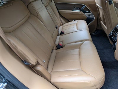2024 Land Rover Range Rover P530 SE SWB