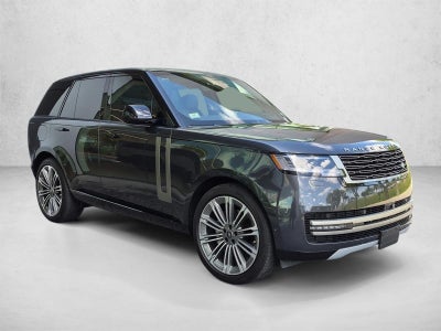 2025 Land Rover Range Rover P400 SE SWB