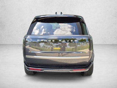 2025 Land Rover Range Rover P400 SE SWB