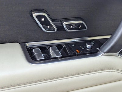 2023 Land Rover Range Rover P400 SE SWB