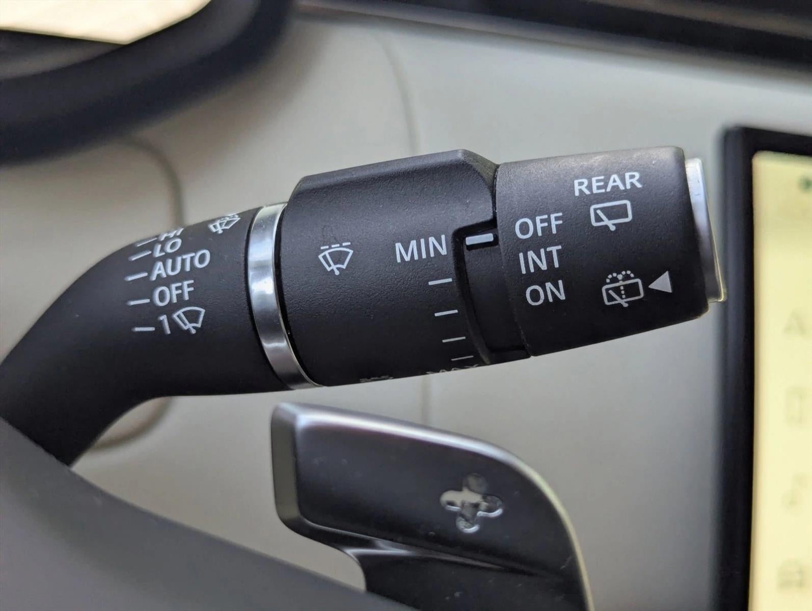 2023 Land Rover Range Rover P400 SE SWB
