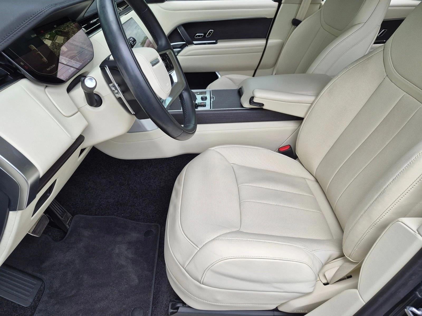 2023 Land Rover Range Rover P400 SE SWB