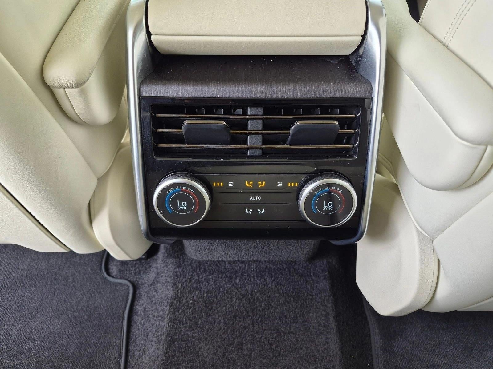 2023 Land Rover Range Rover P400 SE SWB