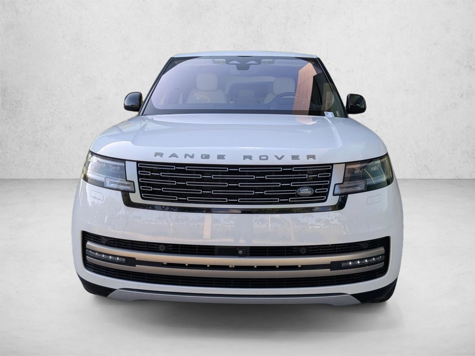 2023 Land Rover Range Rover P400 SE SWB