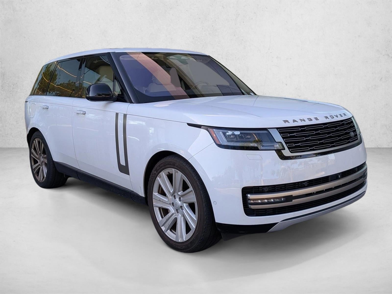 2023 Land Rover Range Rover P400 SE SWB