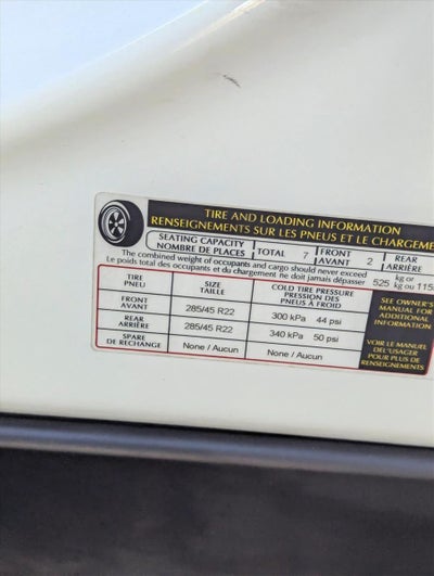 2023 Land Rover Range Rover P400 SE LWB 7 Seat