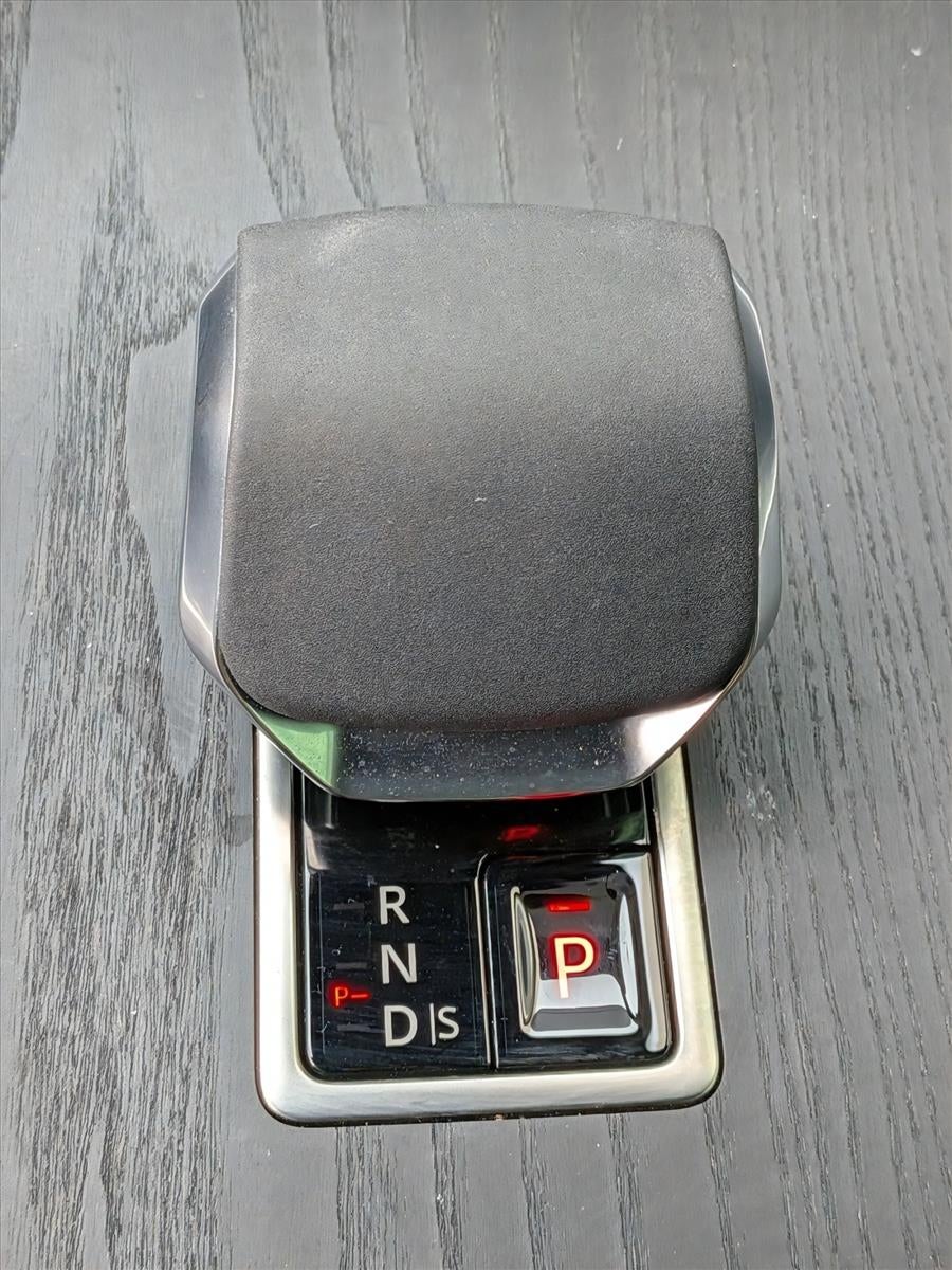 2026 Land Rover Range Rover Evoque Dynamic SE AWD *Ltd Avail*