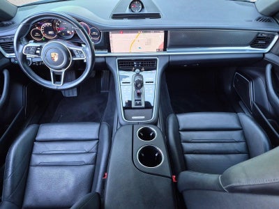 2018 Porsche Panamera 4 AWD