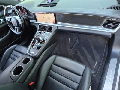 2018 Porsche Panamera 4 AWD