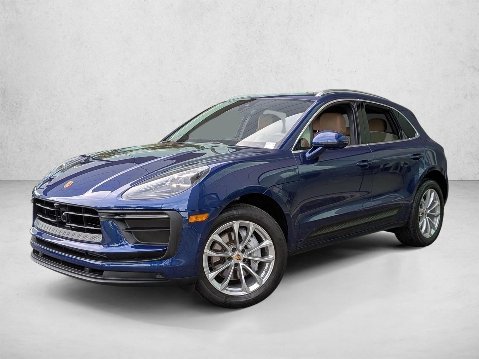 2023 Porsche Macan AWD