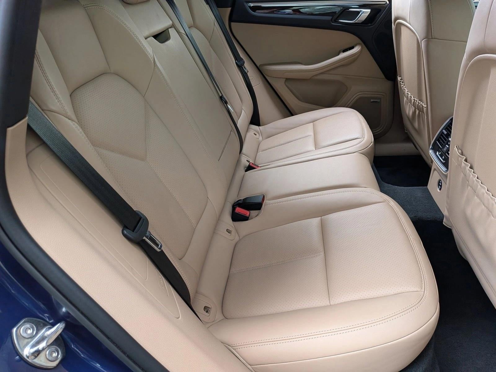 2023 Porsche Macan AWD