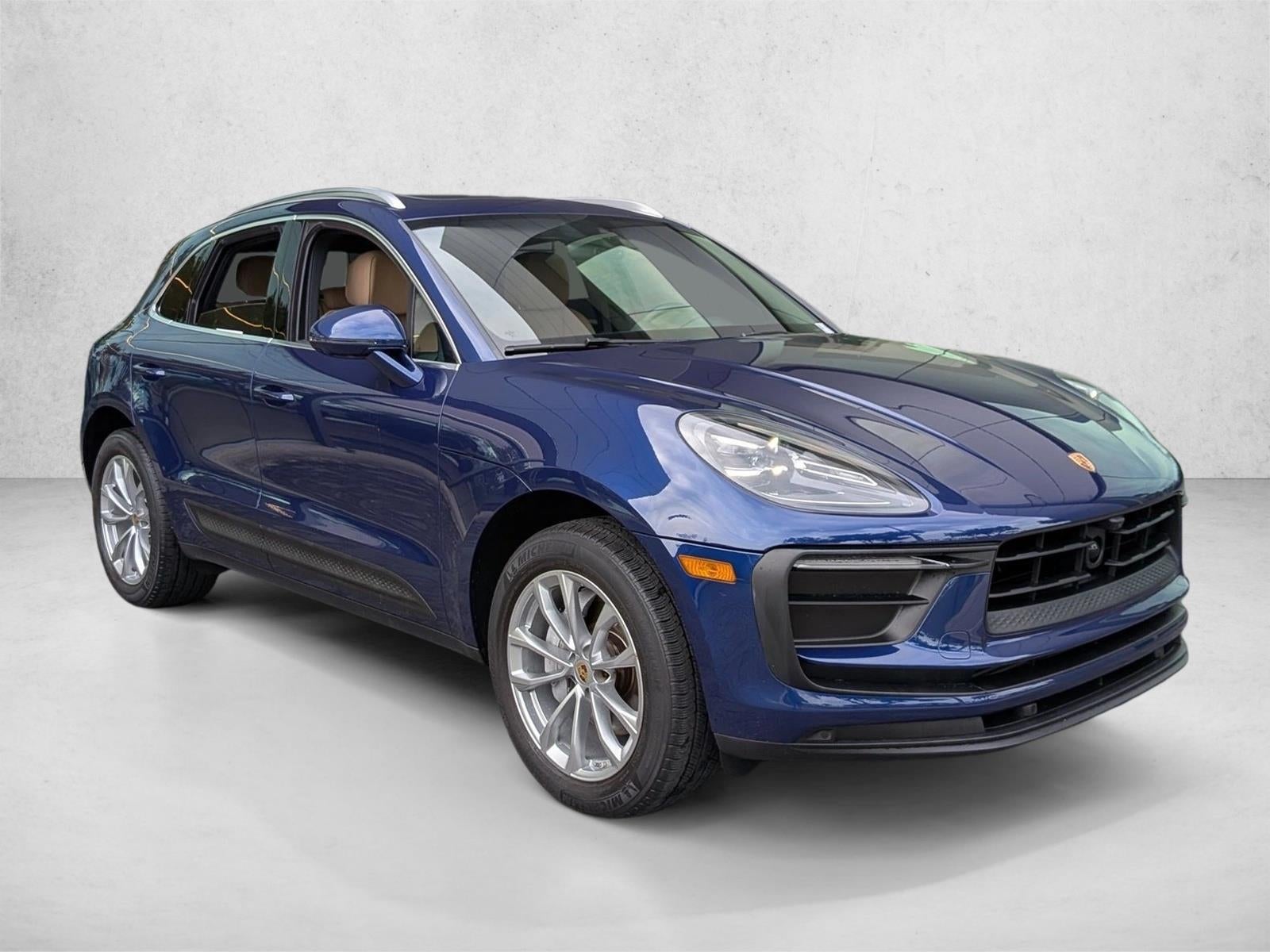 2023 Porsche Macan AWD